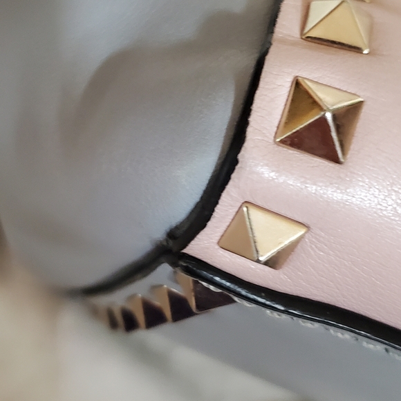 Valentino Garavani Colorblock Rockstud Crossbody/Satchel. - Picture 15 of 16